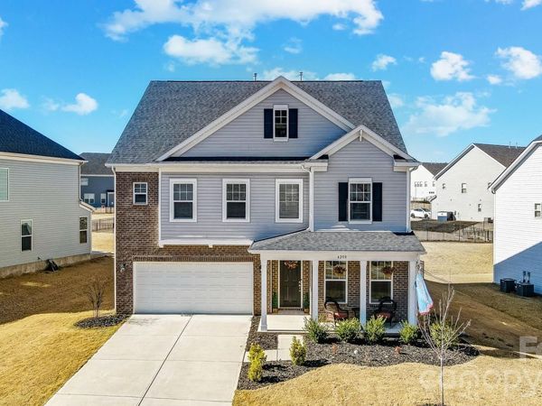 4208 Stream Dale Circle NW, Concord, NC 28027