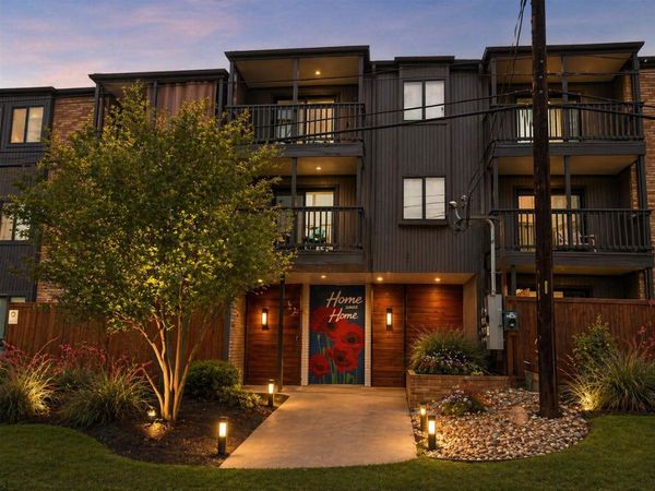 3301 Red River ST, Unit 303, Austin, TX 78705