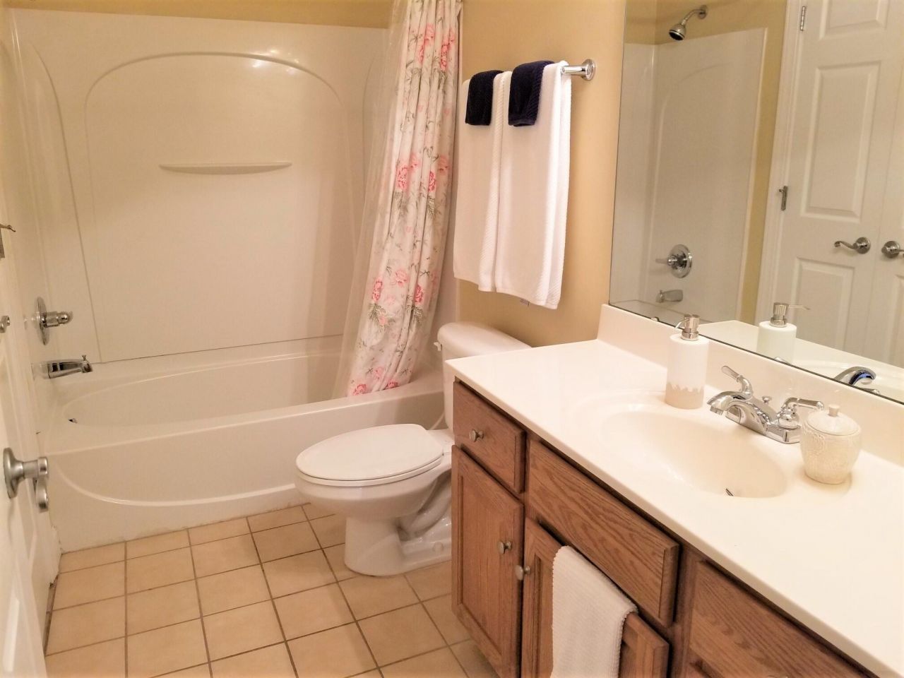 613 Ballard Lane Photo 10