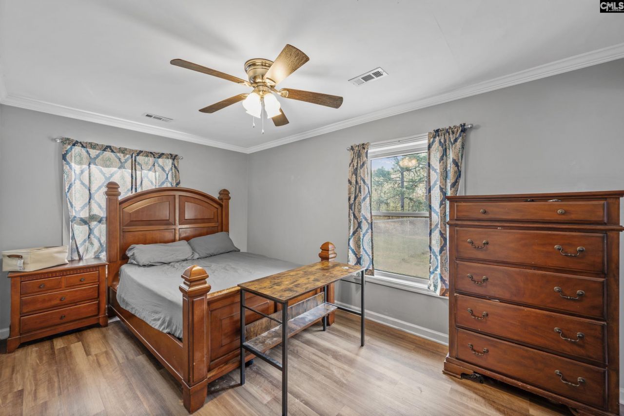 55 Crystal Springs Drive  Photo 11