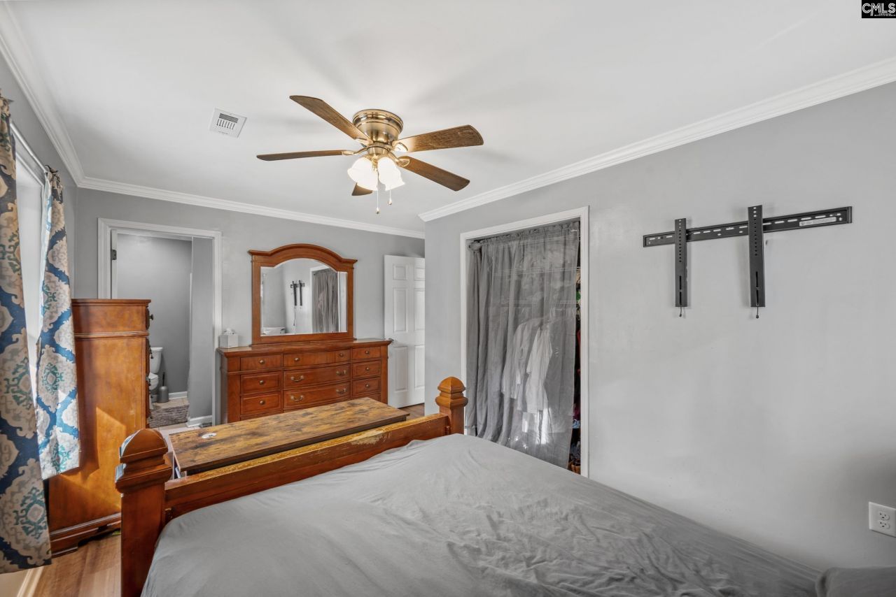 55 Crystal Springs Drive  Photo 12