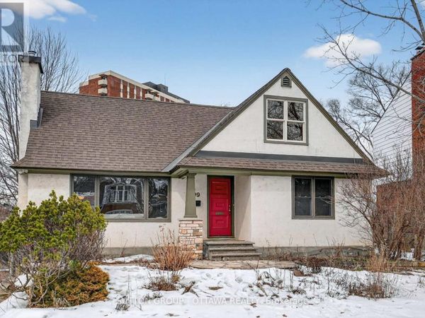 499 NEIGHBOURHOOD Way, Ottawa, ON K1G0J3