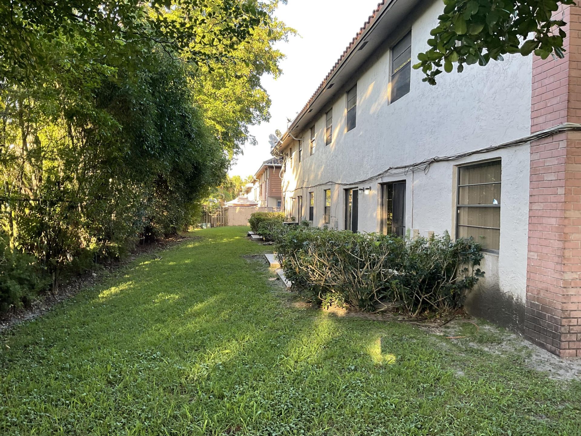 10825 Royal Palm Boulevard, Unit 1-8, Coral Springs, FL 33065 Photo