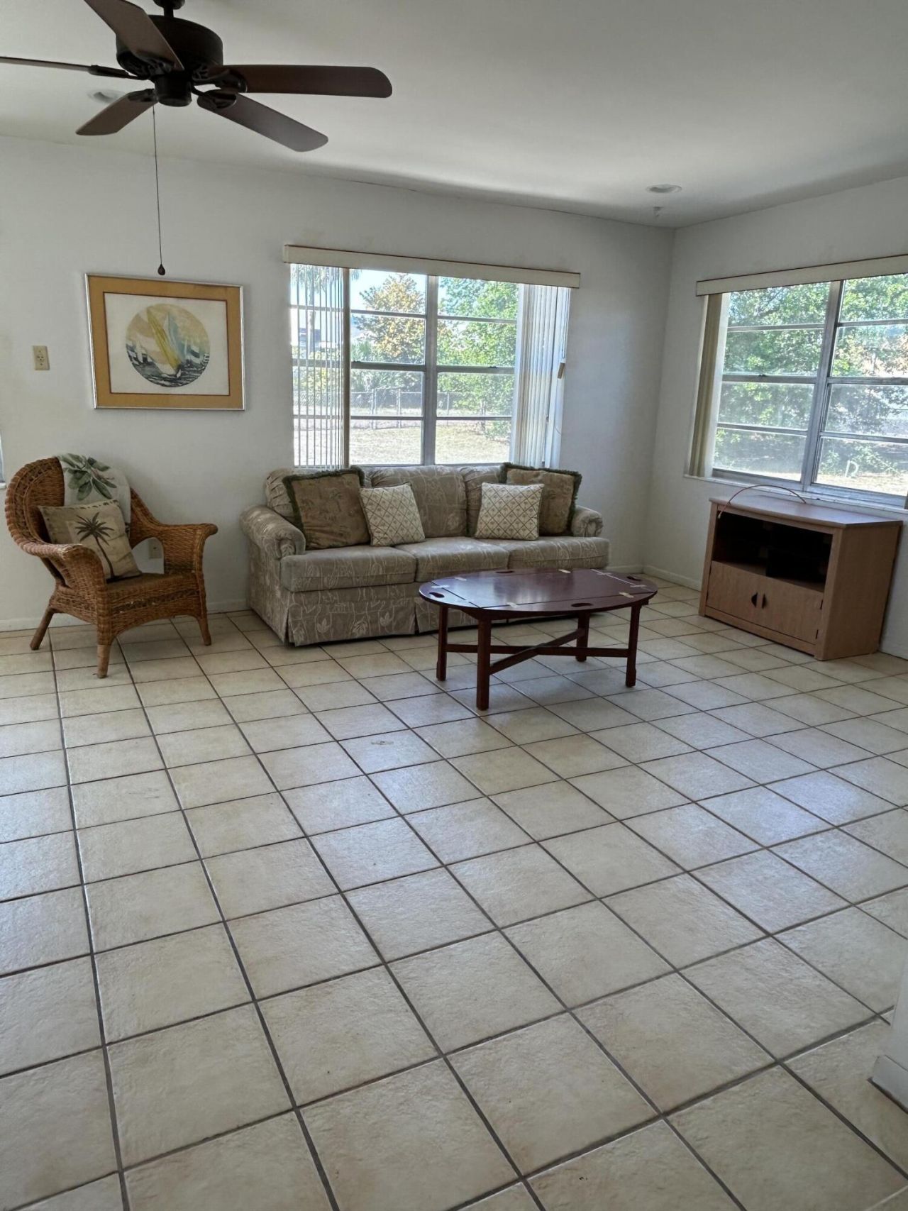 2890 Dolphin Circle, Palm Springs, FL 33406 Photo