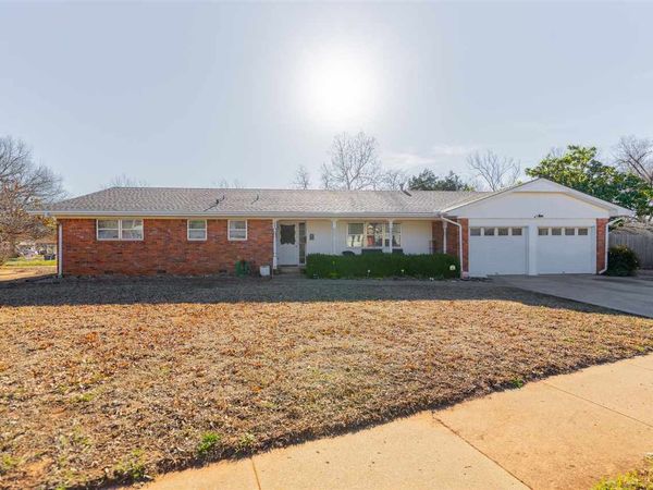 135 S Willis Street, Stillwater, OK 00000