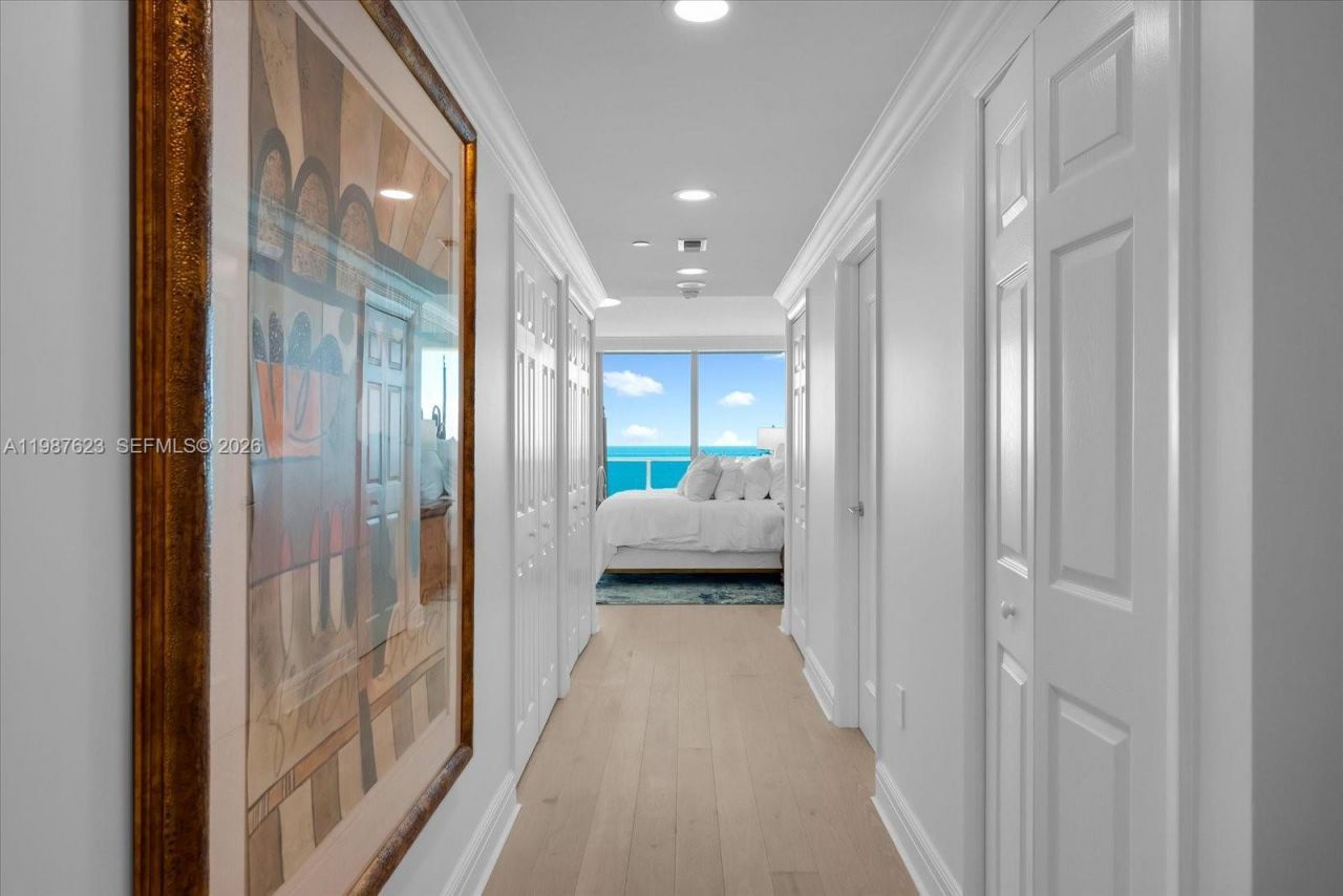 1455 Ocean Dr, Unit 909, Miami Beach, FL 33139 Photo