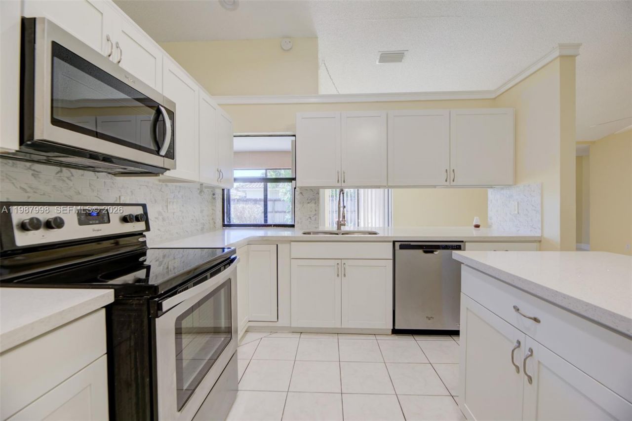 7328 NW 21st St , Margate, FL 33063 Photo