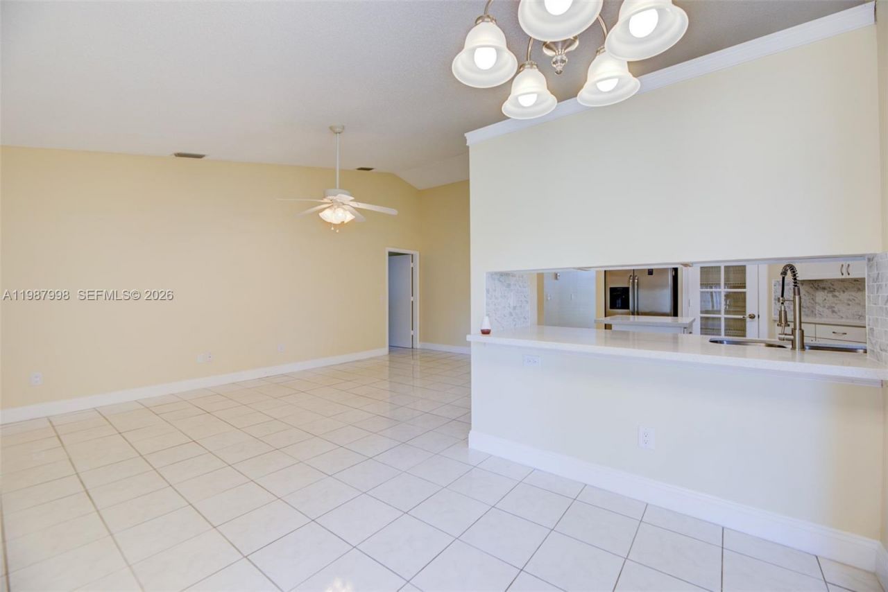 7328 NW 21st St , Margate, FL 33063 Photo