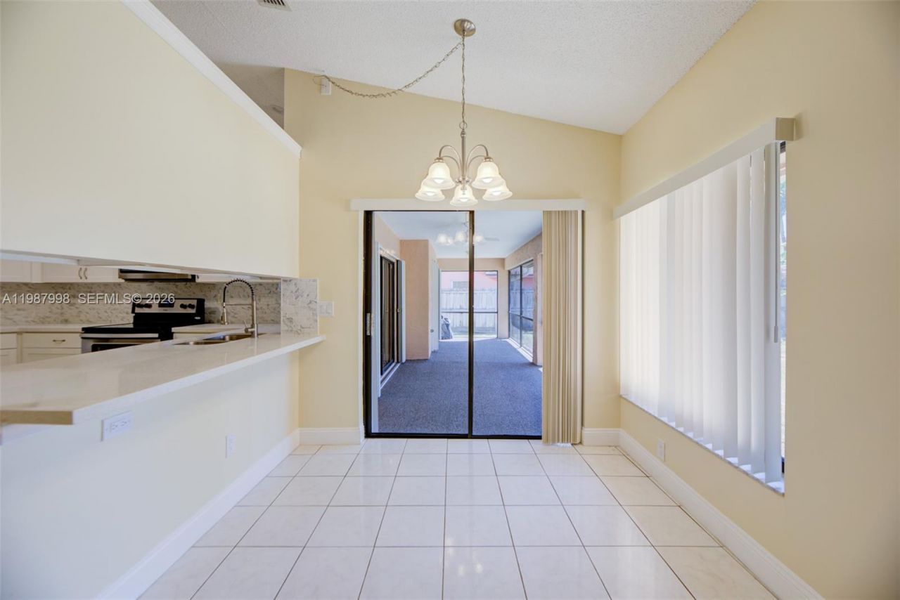 7328 NW 21st St , Margate, FL 33063 Photo