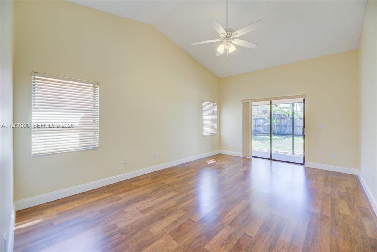 7328 NW 21st St , Margate, FL 33063 Photo