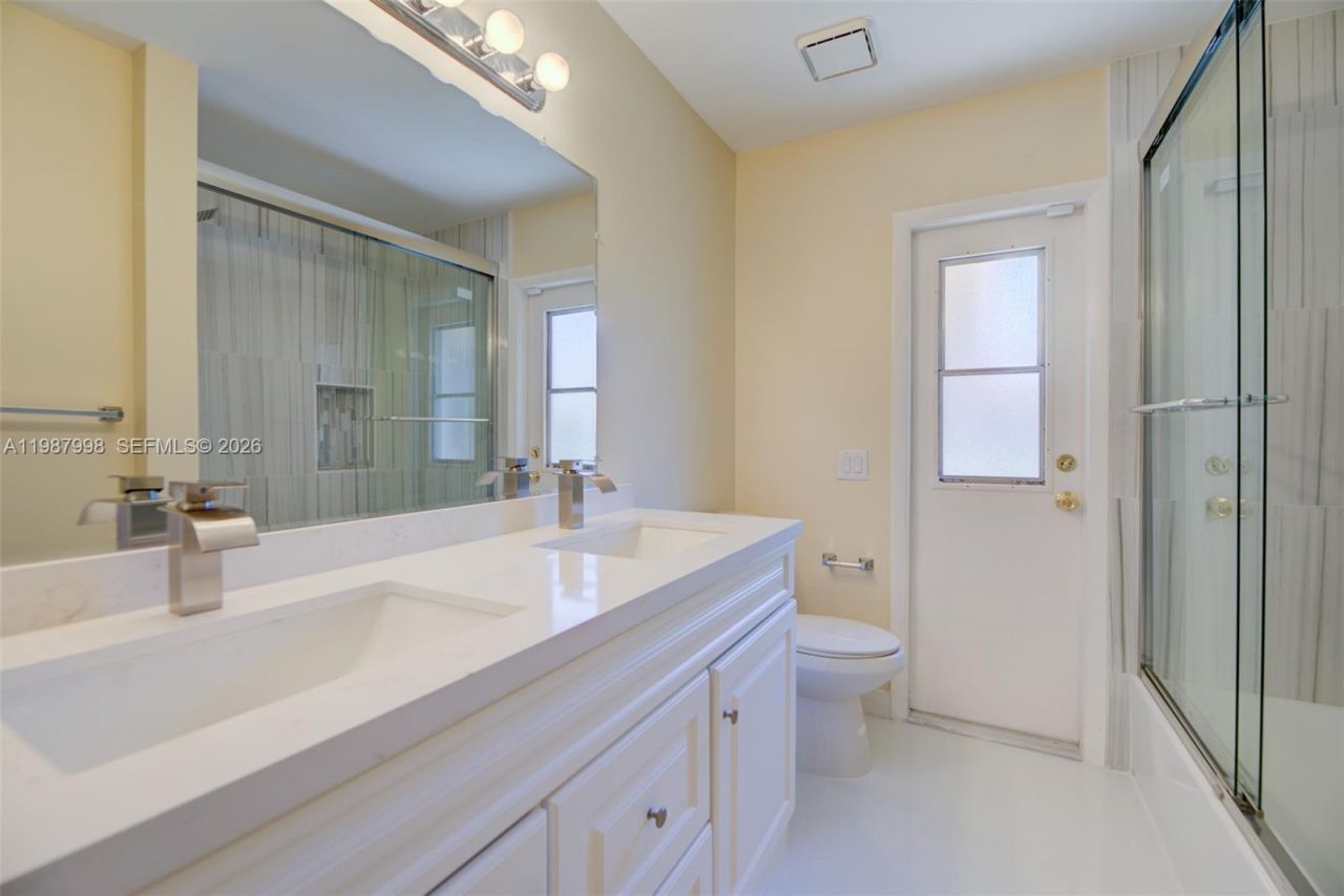 7328 NW 21st St , Margate, FL 33063 Photo