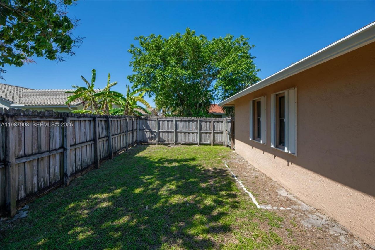 7328 NW 21st St , Margate, FL 33063 Photo