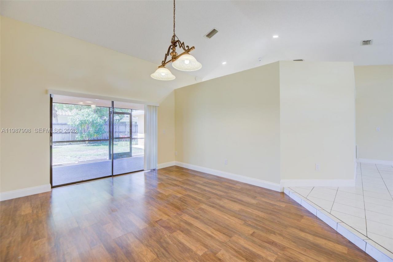 7328 NW 21st St , Margate, FL 33063 Photo