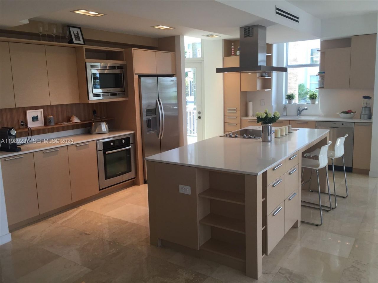 1 Century Ln , Unit 301, Miami Beach, FL 33139 Photo