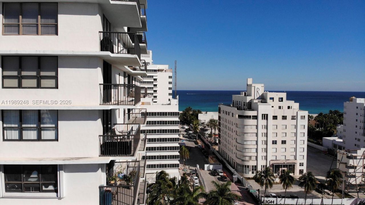 1800 Collins Ave , Unit 9E, Miami Beach, FL 33139 Photo