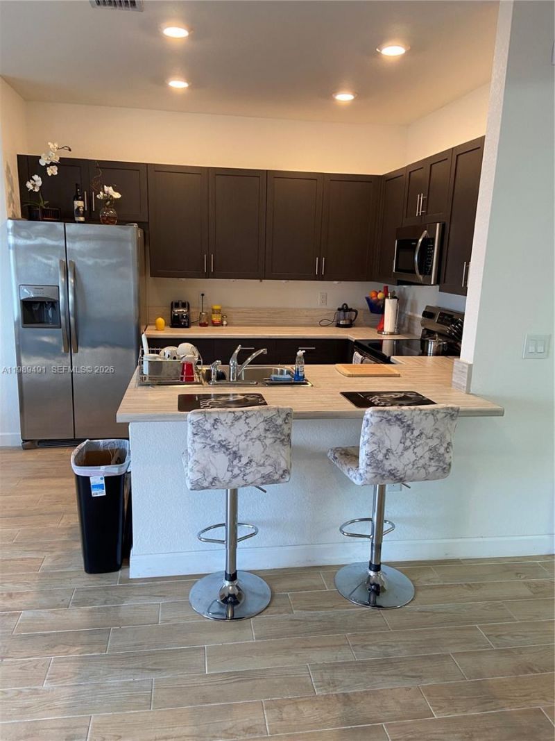 20548 NE 5th Pl, Miami, FL 33179 Photo