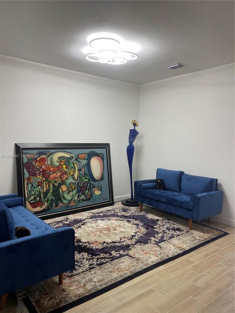 20548 NE 5th Pl, Miami, FL 33179 Photo