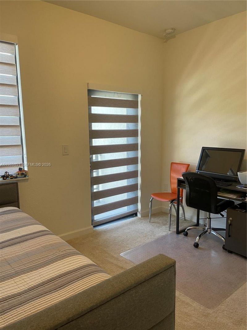 20548 NE 5th Pl, Miami, FL 33179 Photo