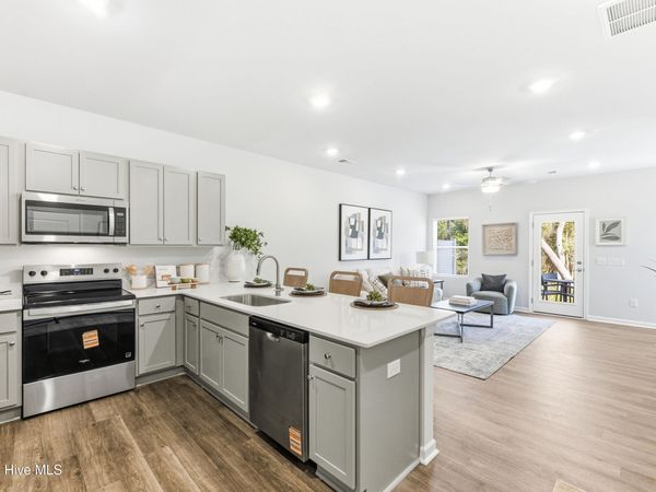 233 Senna Drive, Holly Ridge, NC 28445