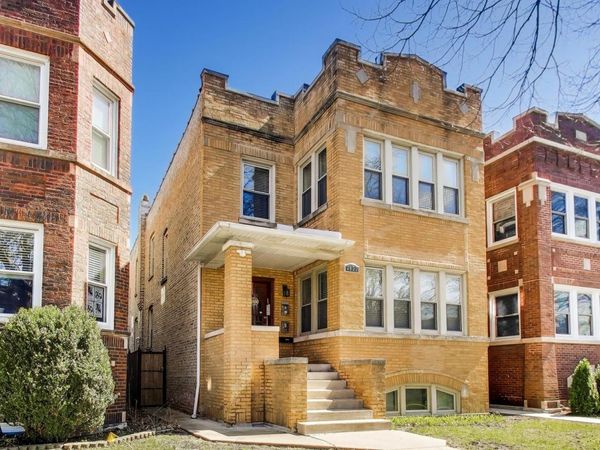 3837 N Sawyer Street, Unit 2, Chicago, IL 60618