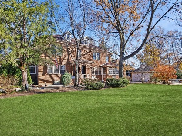 5873 N Forest Glen Avenue , Chicago, IL 60646