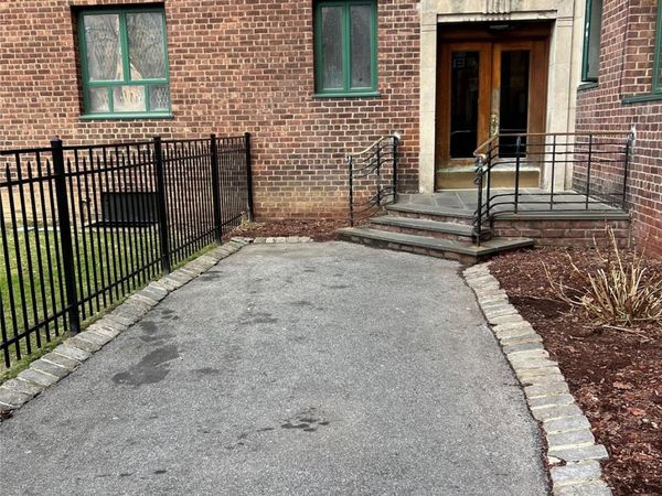 1651 Metropolitan Avenue , Unit 5E, Bronx, NY 10462