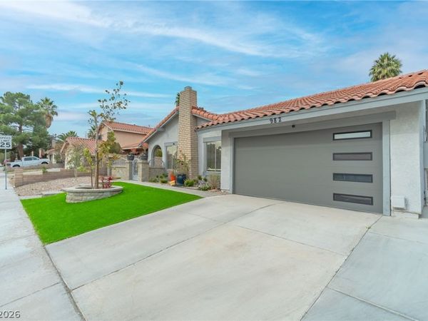 982 Pescados Drive, Las Vegas, NV 89123