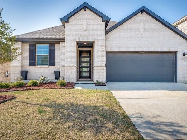 2516 Acadia Drive, Corinth, TX 76210
