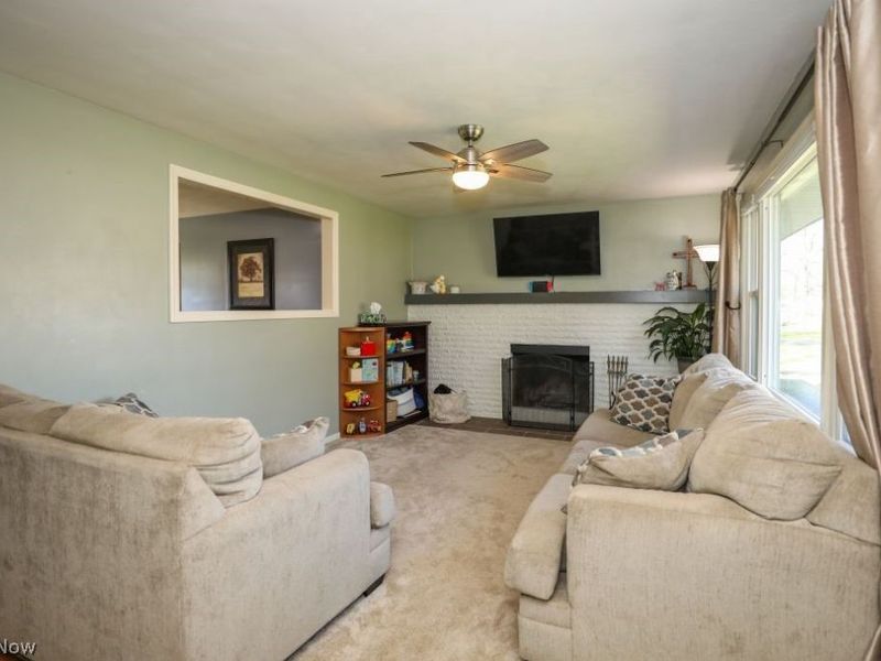 17997 Hillcrest Drive, Lake Milton, OH 44429 Photo 13