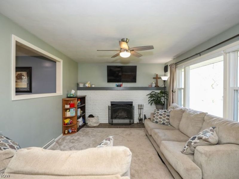 17997 Hillcrest Drive, Lake Milton, OH 44429 Photo 14