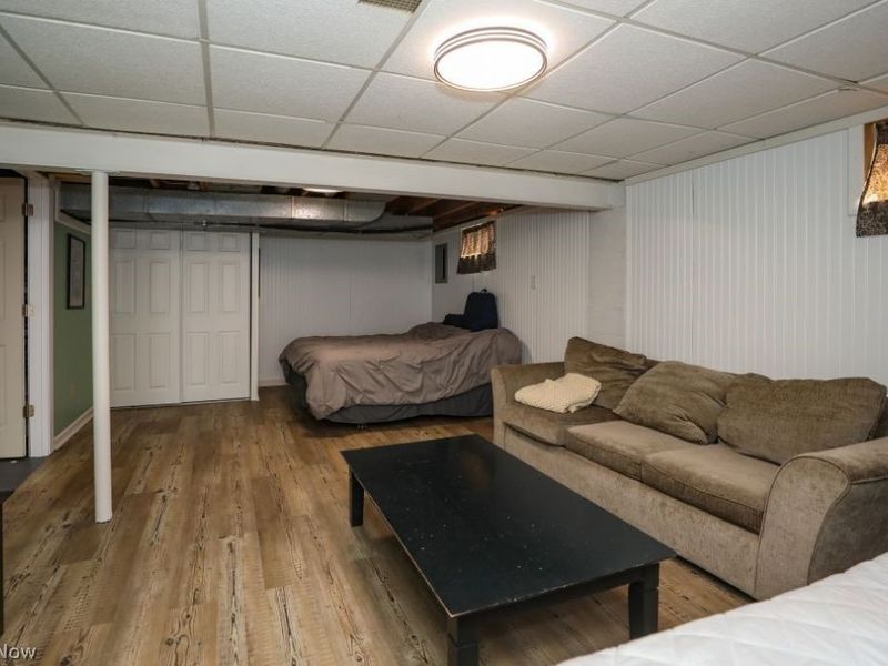 17997 Hillcrest Drive, Lake Milton, OH 44429 Photo 33