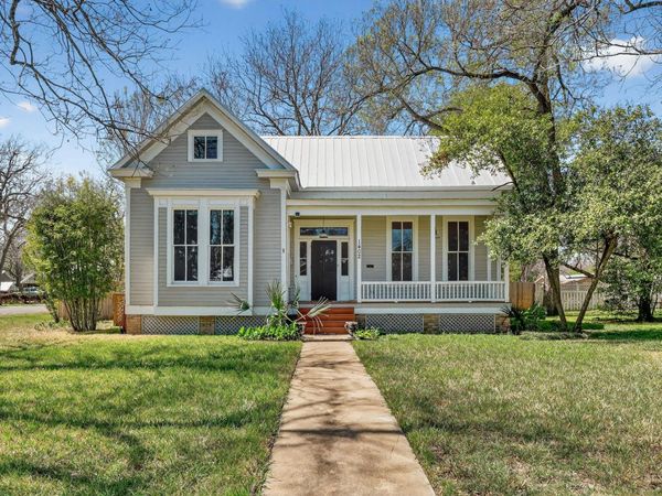 1402 Pecan ST, Bastrop, TX 78602