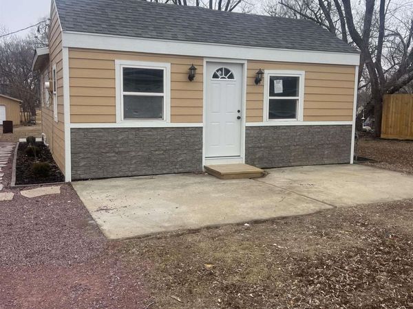 3601 9Th Ave Ave, Sioux Falls, SD 57104