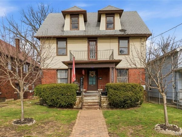 1882 Niagara Avenue , Niagara Falls, NY 14305