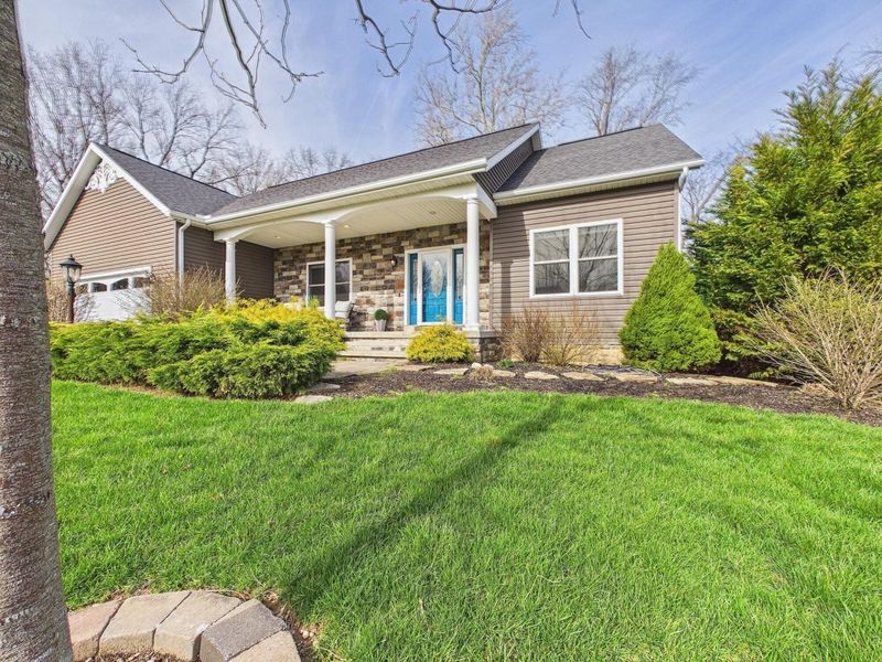 924 Wagner Drive SW, Lancaster, OH 43130 Photo 2