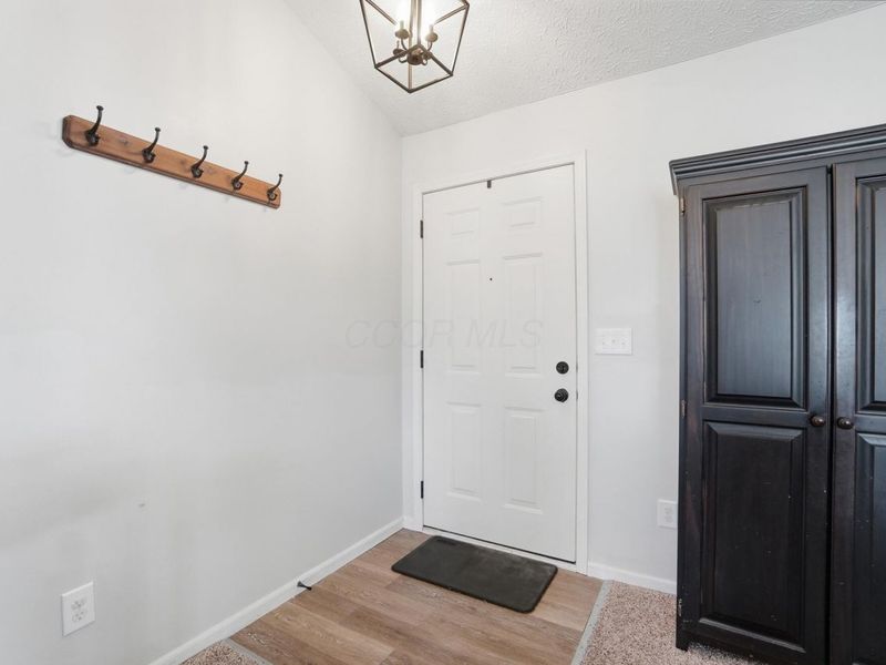 2252 Yagger Bay Drive, Hilliard, OH 43026 Photo 5