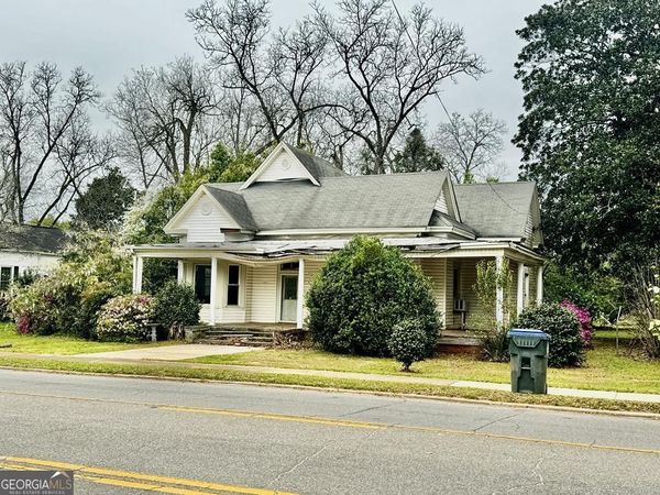 204 Broad S, Ellaville, GA 31806