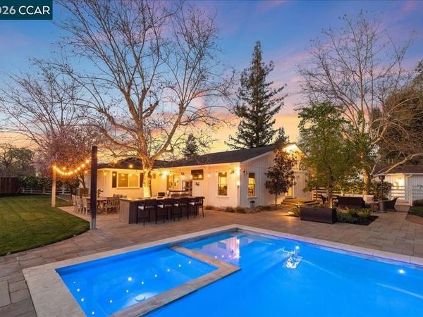 10 Donna Ln, Danville, CA 94526