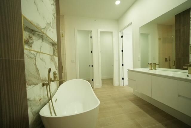 17107 W Sycamore Drive W, The Acreage, FL 33470 Photo