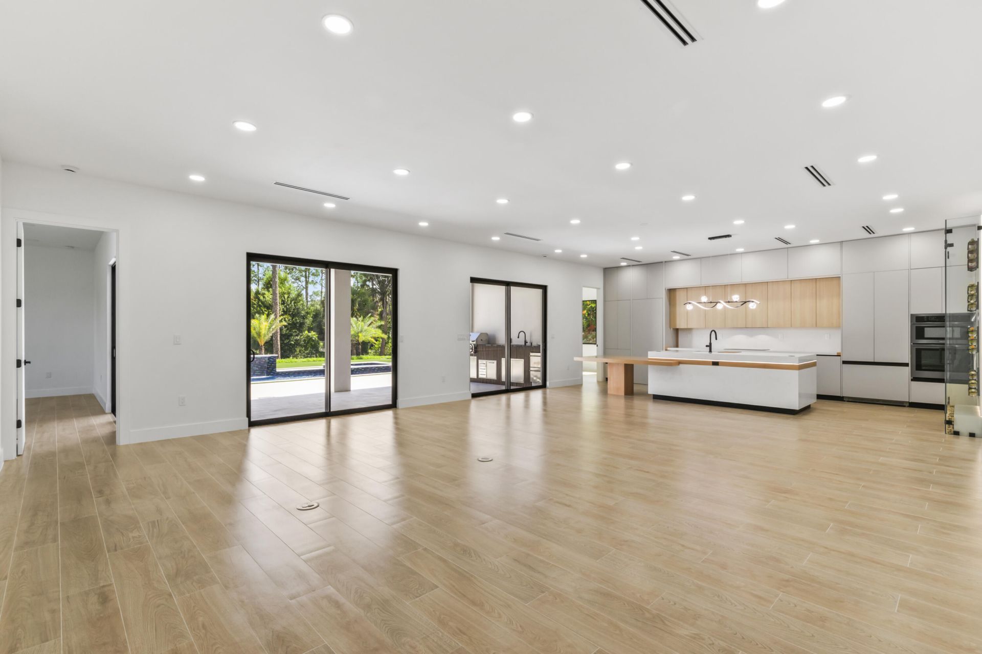 17107 W Sycamore Drive W, The Acreage, FL 33470 Photo