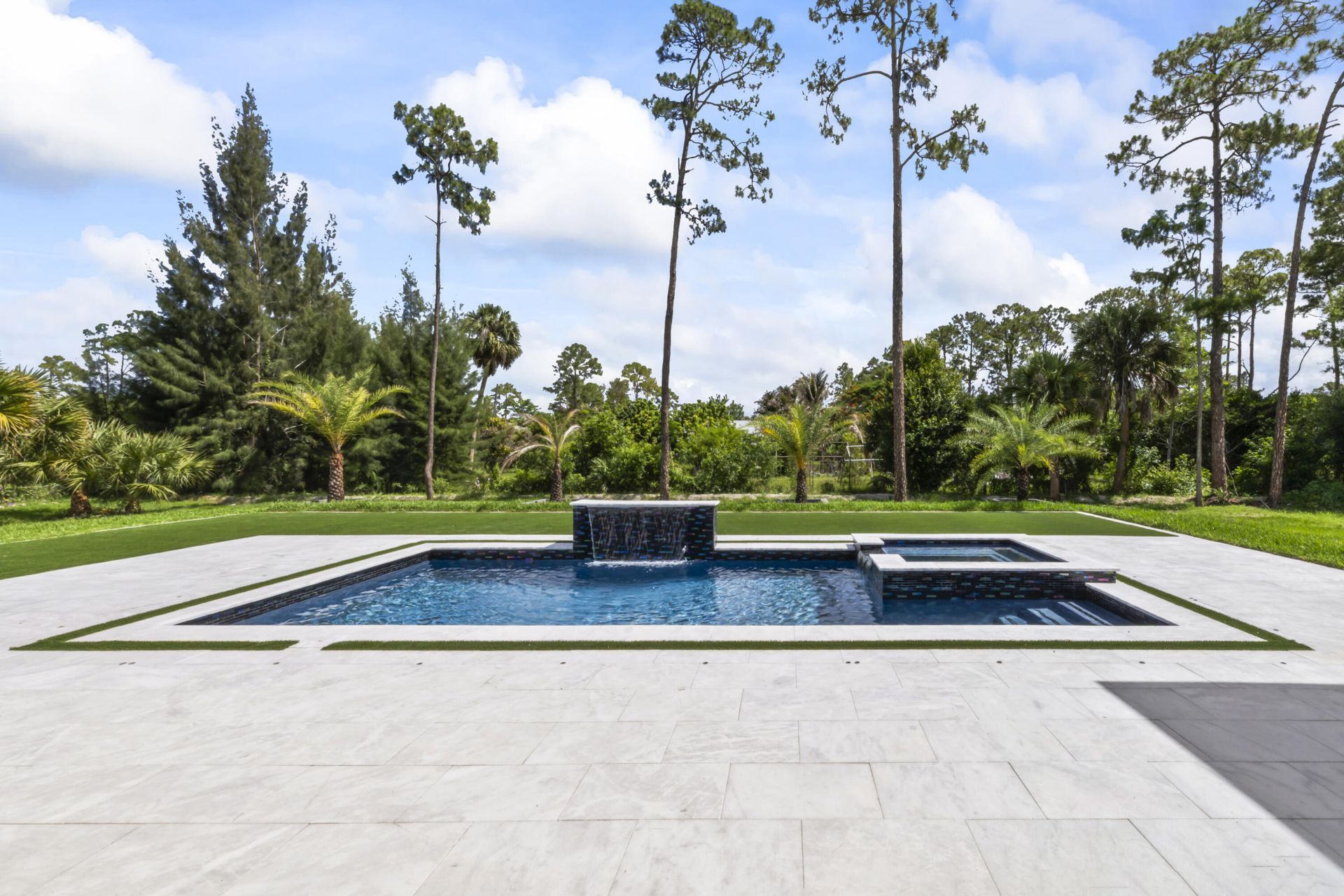 17107 W Sycamore Drive W, The Acreage, FL 33470 Photo