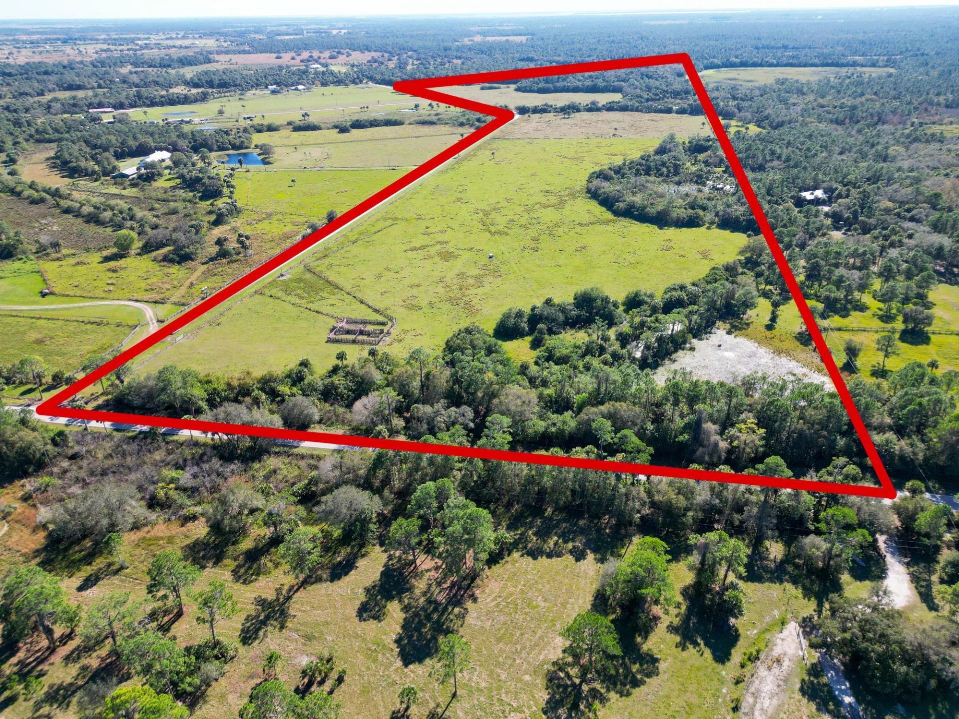 3702 SW Wild Turkey Lane, Okeechobee, FL 34974 Photo