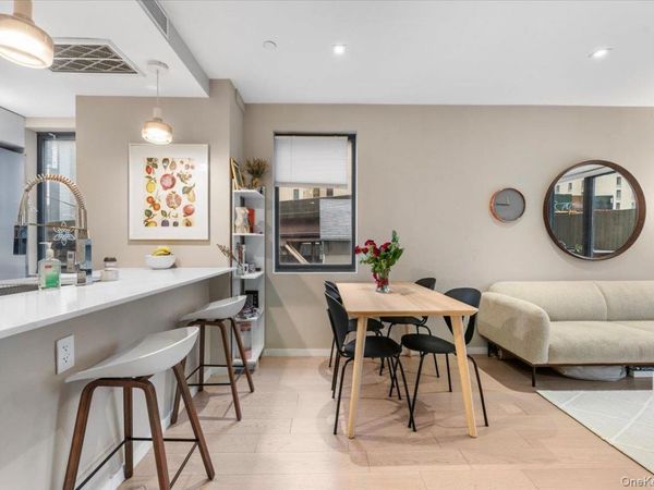 42-50 27th Street , Unit 2C, Long Island City, NY 11101