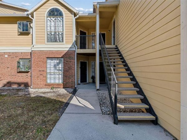 8630 MALLARD RESERVE DRIVE, Unit 105, TAMPA, FL 33614