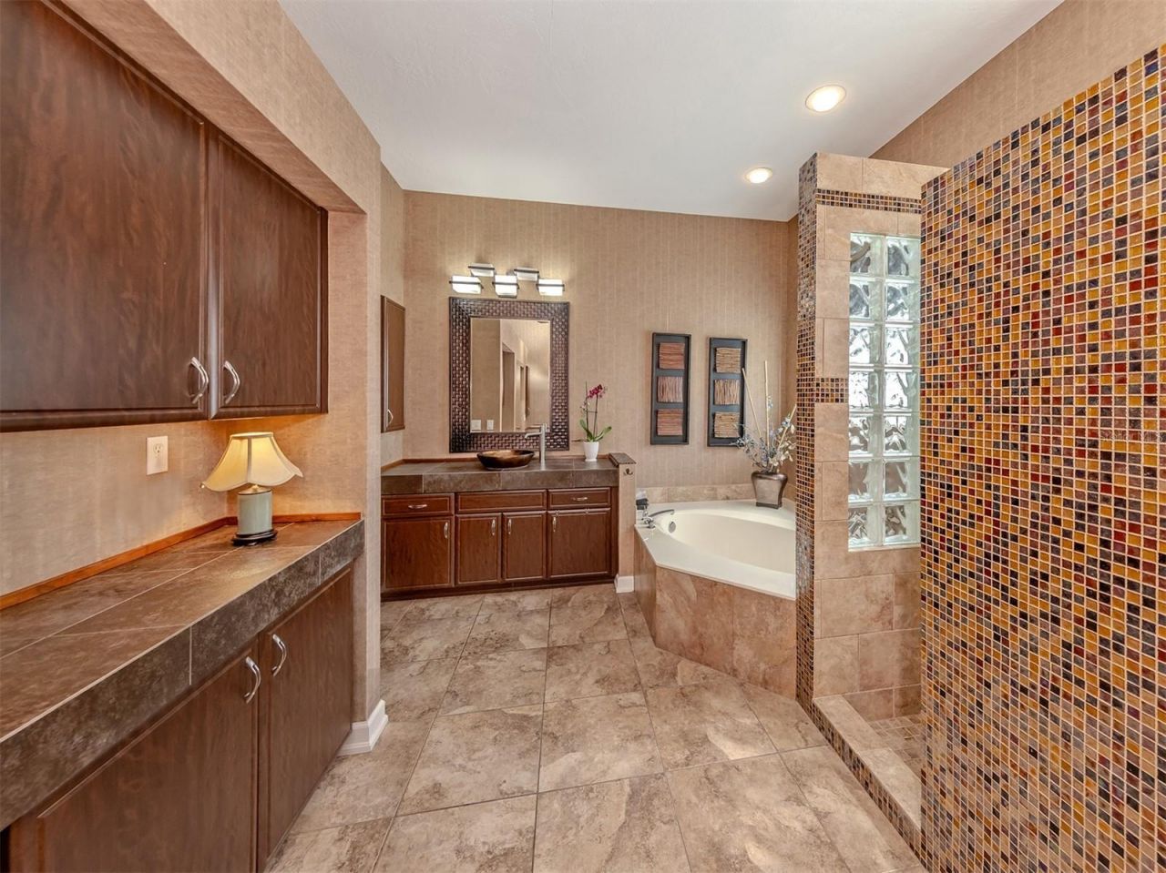 411 Wellington Court, Venice, FL 34292 Photo