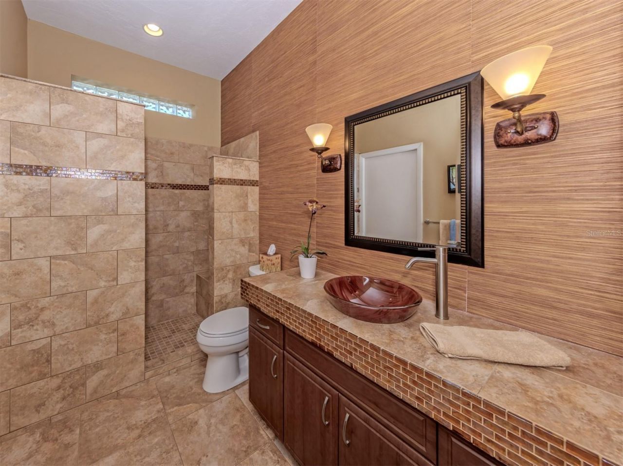 411 Wellington Court, Venice, FL 34292 Photo