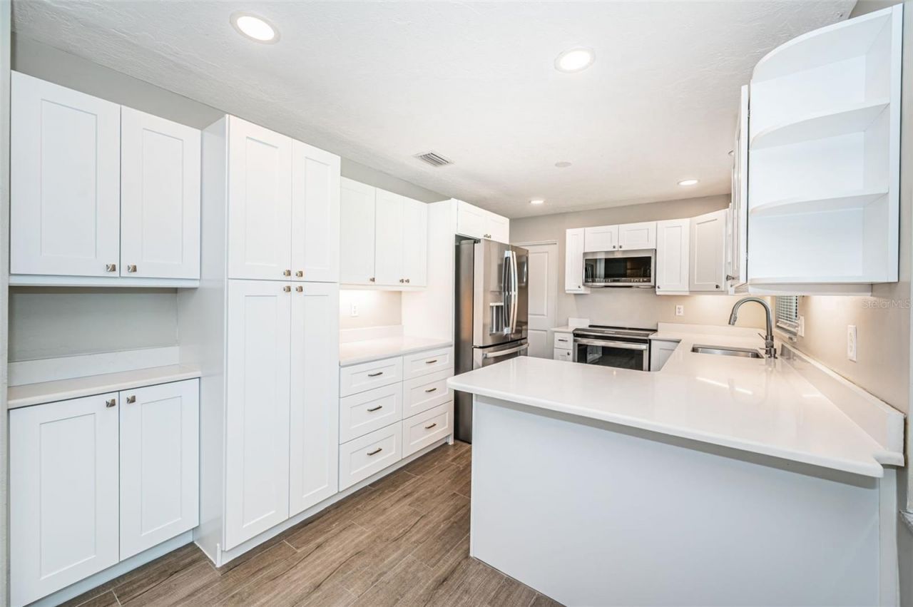 7927 11th Avenue S, Saint Petersburg, FL 33707 Photo