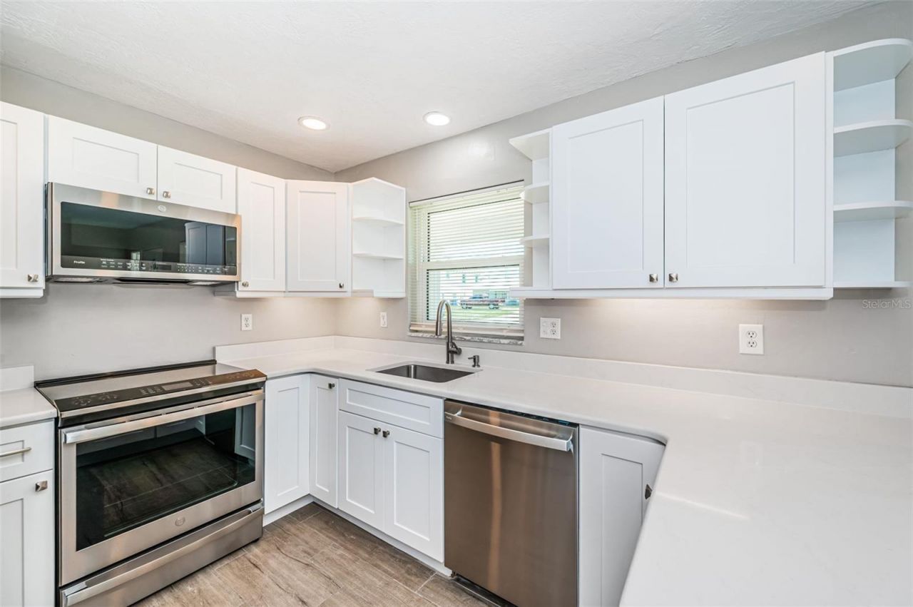 7927 11th Avenue S, Saint Petersburg, FL 33707 Photo