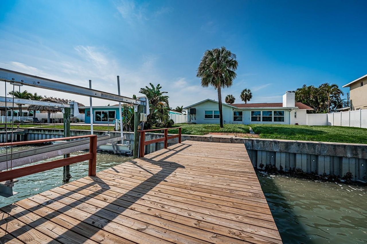 7927 11th Avenue S, Saint Petersburg, FL 33707 Photo