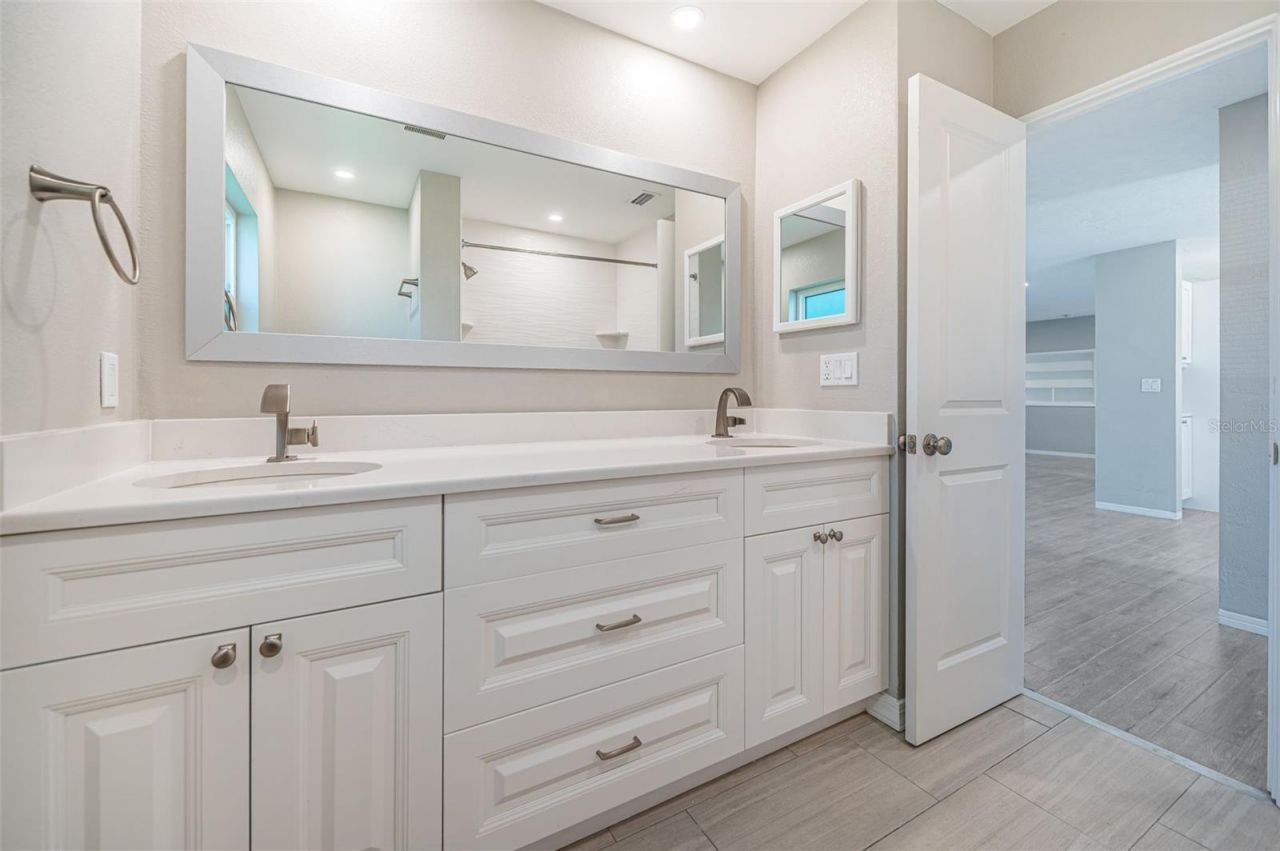 7927 11th Avenue S, Saint Petersburg, FL 33707 Photo